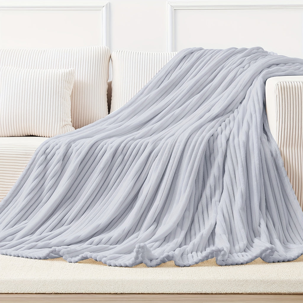 Heated flannel throw blanket detail