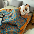 quilt shown in source gallery view 1.