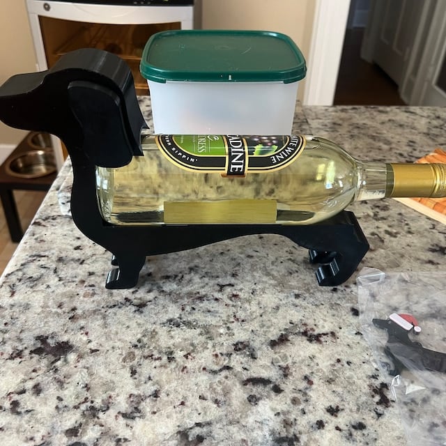 wine bottle holder shown in source gallery view 5.