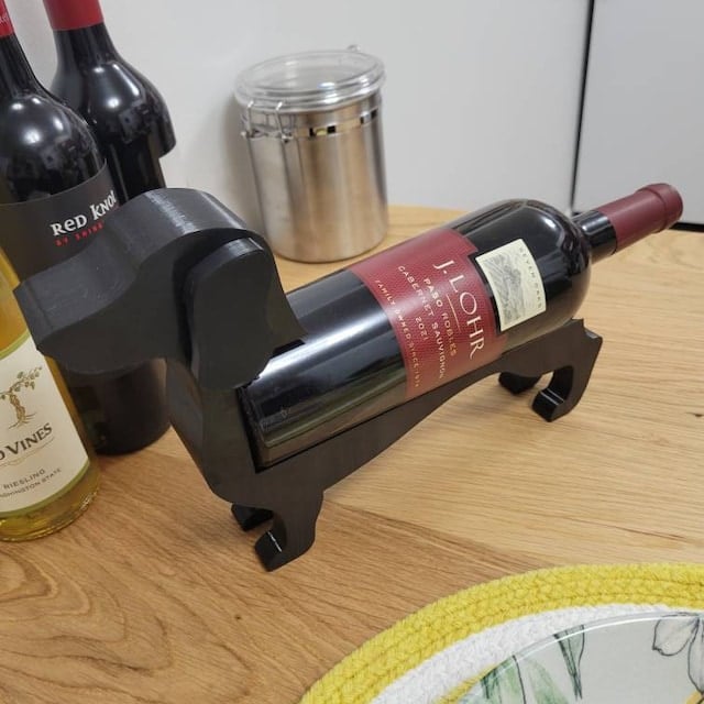 wine bottle holder shown in source gallery view 6.