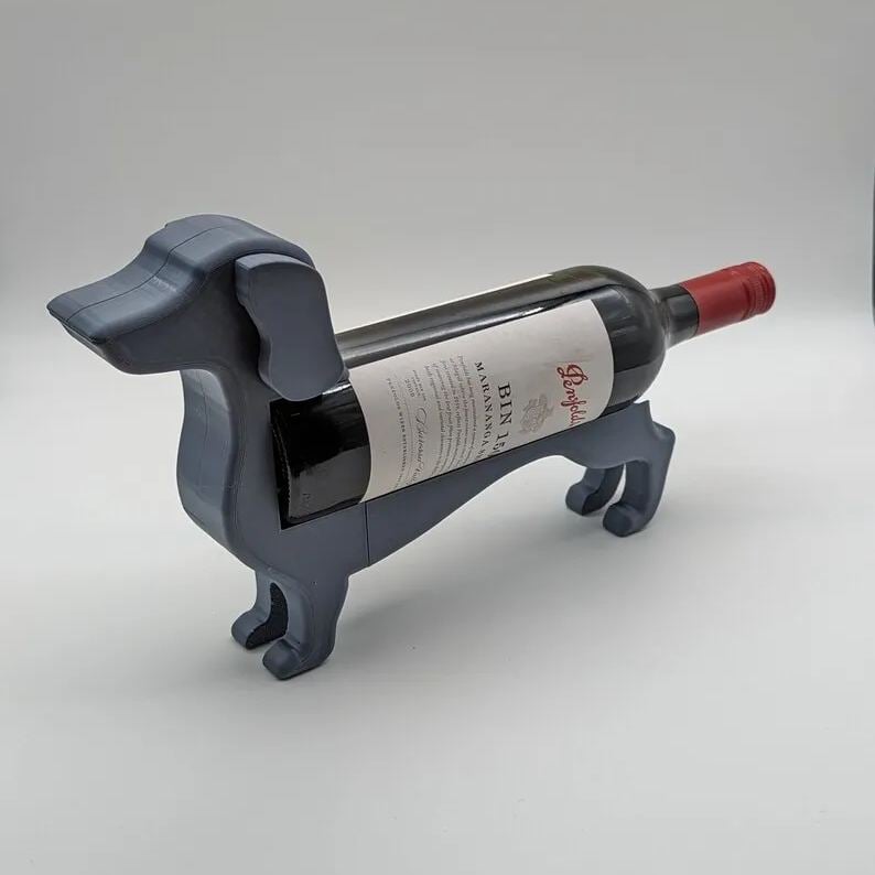 wine bottle holder shown in source gallery view 8.