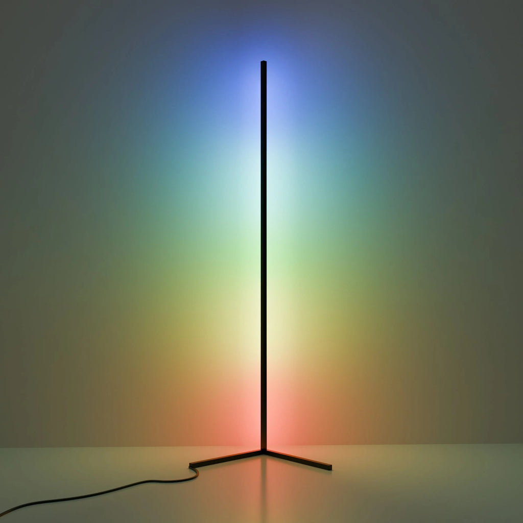 Floor Lamp in Onyx shown on the source page.