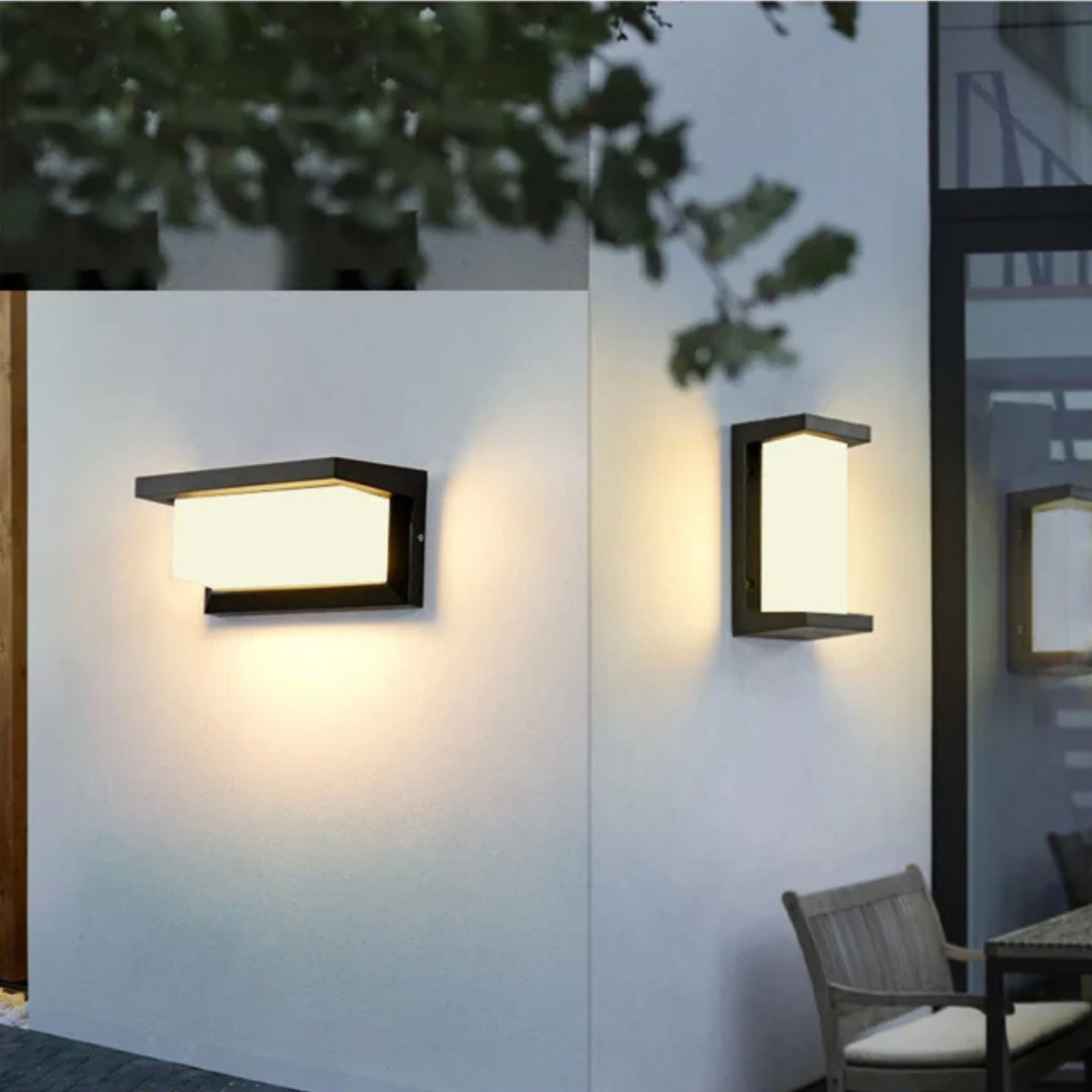 Outdoor Wall Light shown in source gallery view 5.
