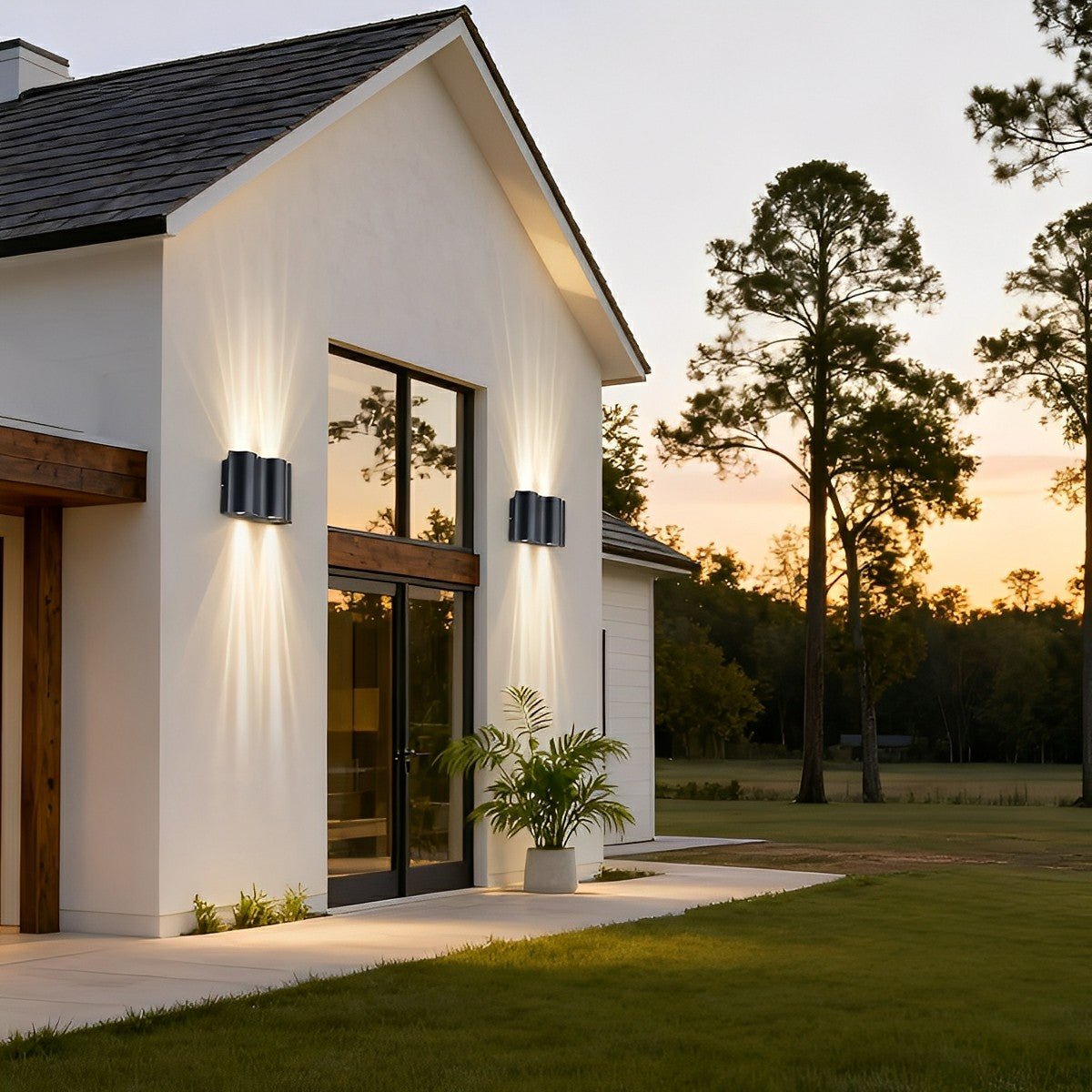 Wall Light shown in product gallery view 4