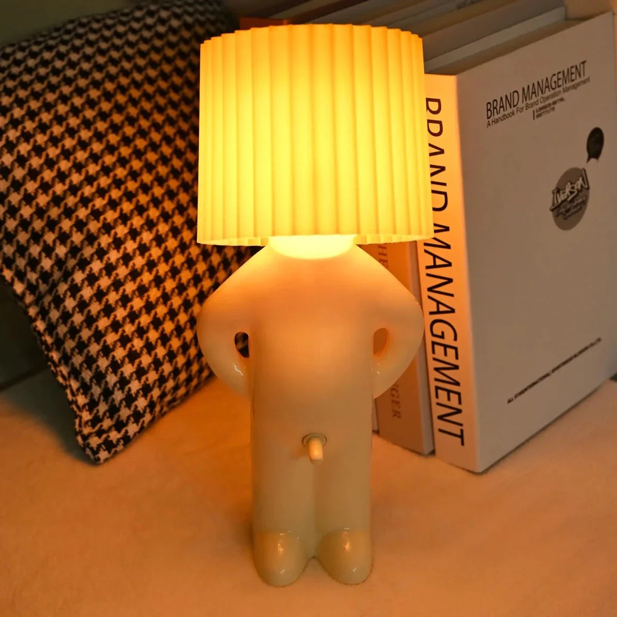 Playful LED Table Lamp | Cheerful Wavy Accent Light - Table Lamp product view 2
