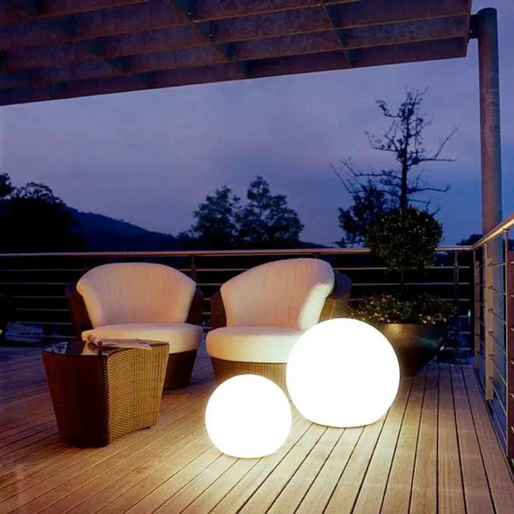 Solar Globe Light shown in source gallery view 1.