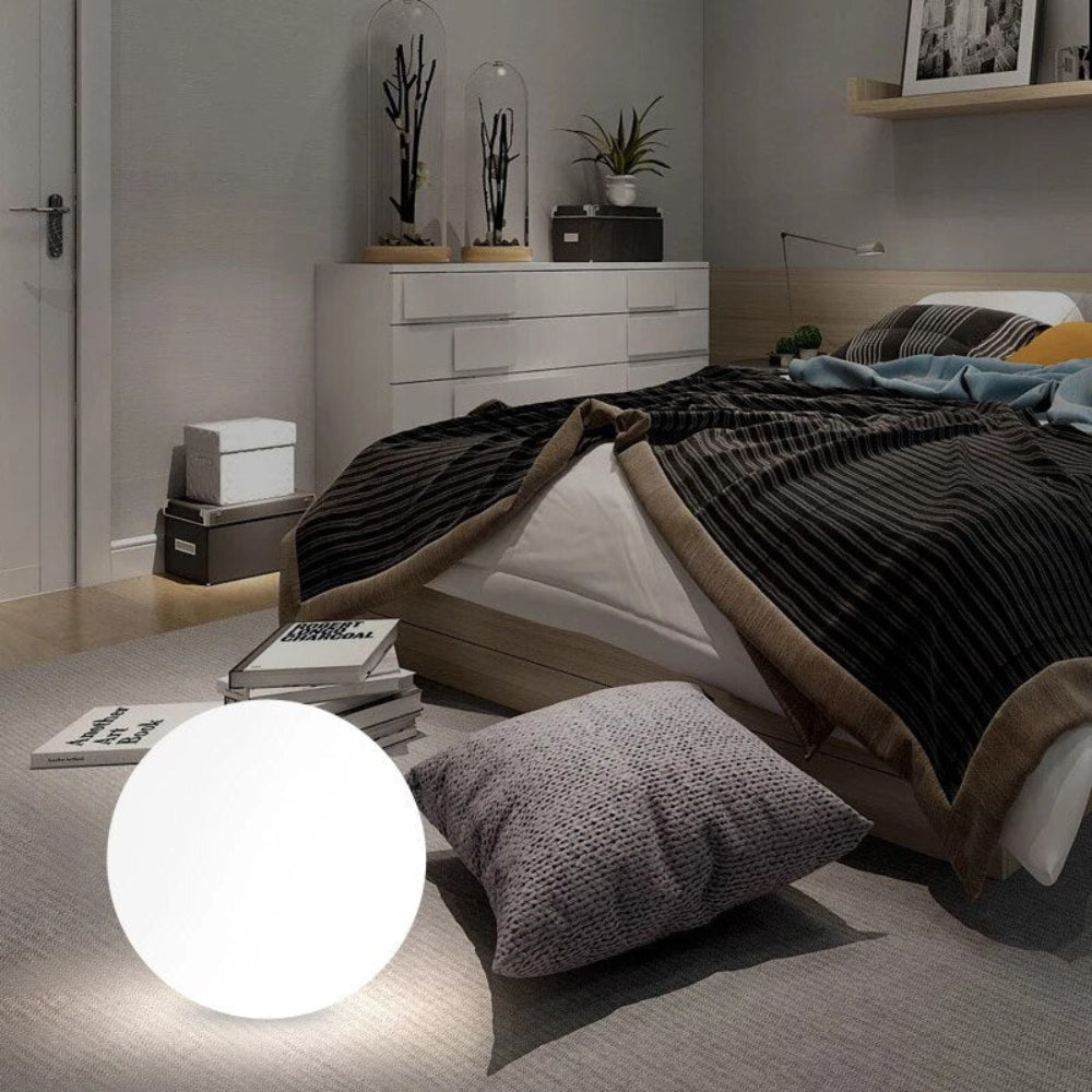 Solar Globe Light shown in source gallery view 4.