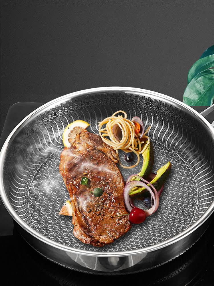 Stainless steel 316 frying pan with a double-sided honeycomb surface, product detail 3.