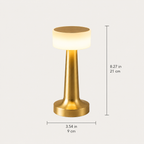 Table lamp dimensions graphic showing a 21 cm height and 9 cm base width.