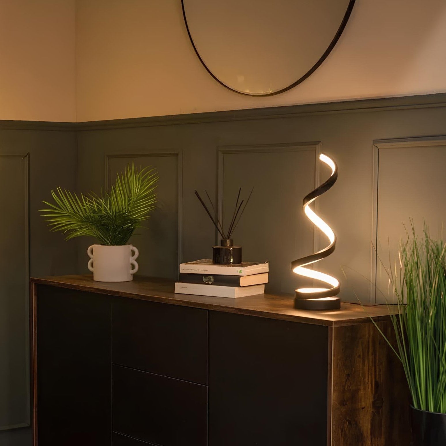 table lamp shown in source gallery view 5.