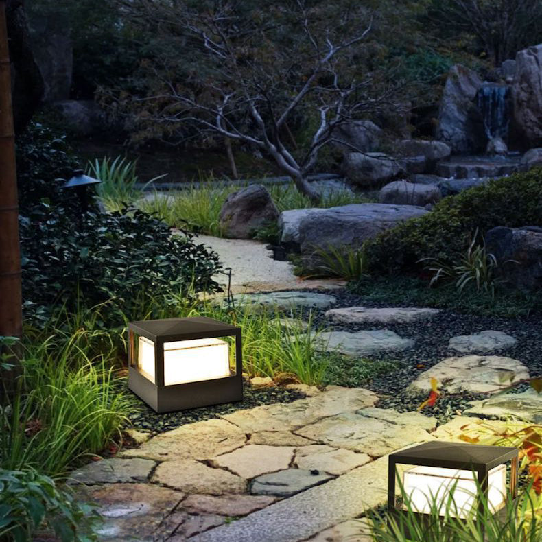Landscape Light shown in product gallery view 10.