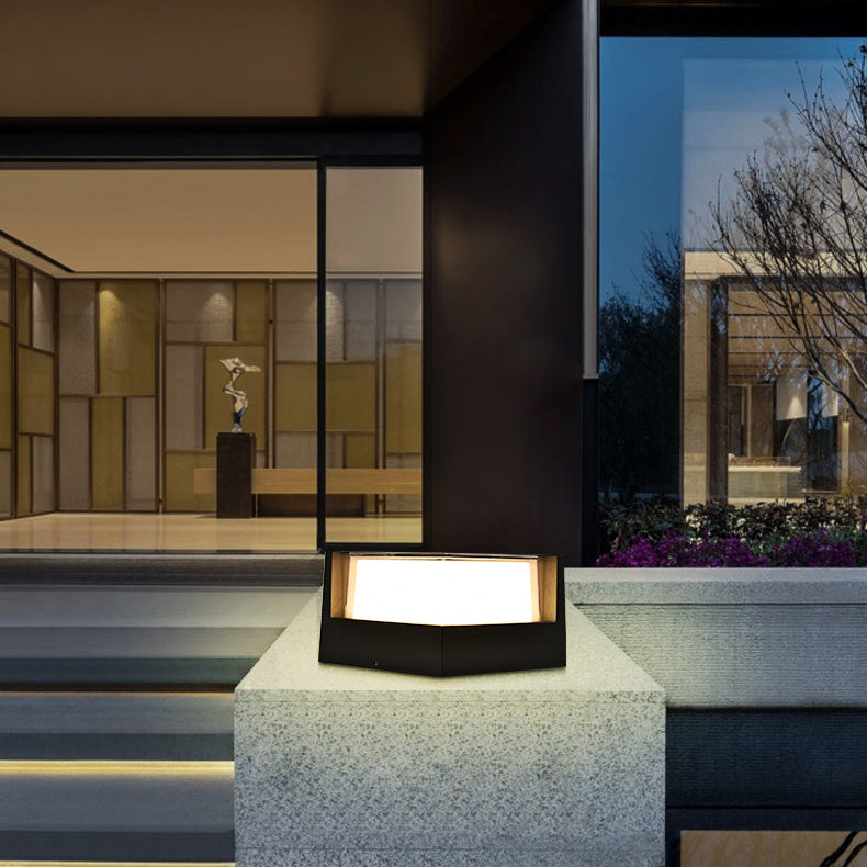 Landscape Light shown in product gallery view 12.