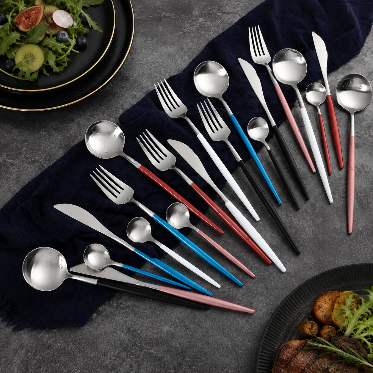 Luxury stainless steel flatware set, gallery view 8.
