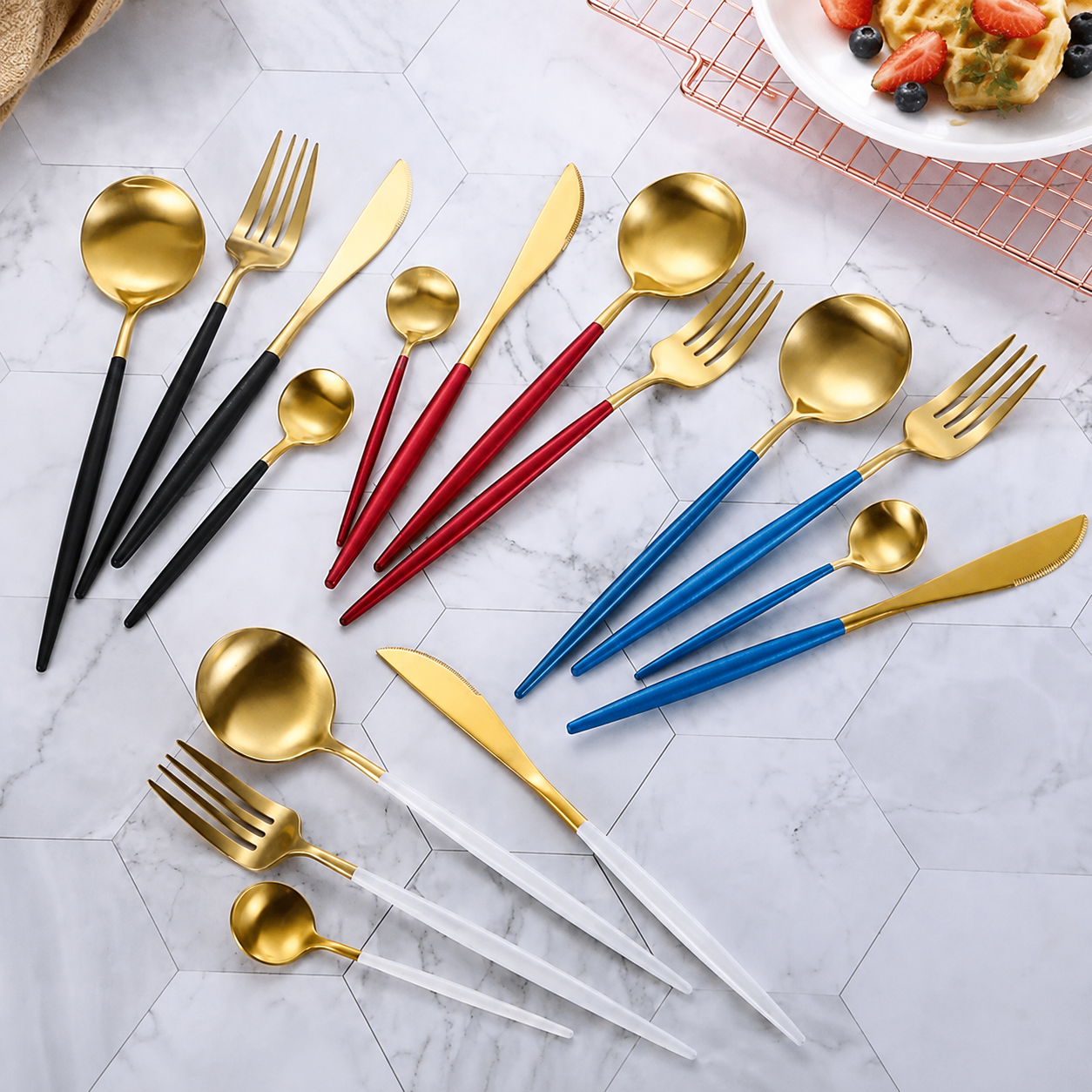 Luxury stainless steel flatware set, gallery view 10.