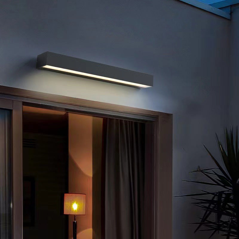 Outdoor Wall Light shown in product gallery view 1.