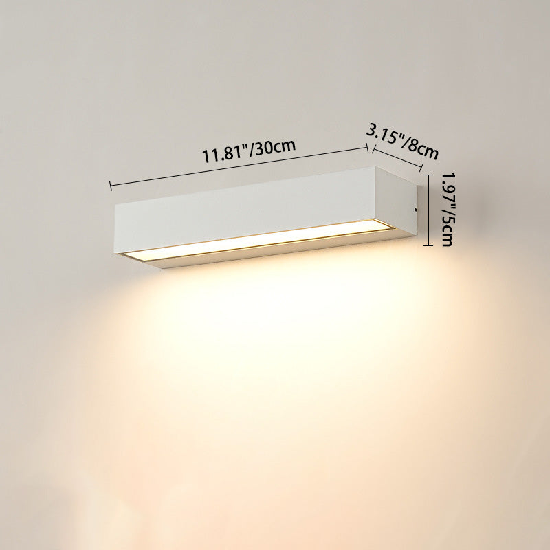 Outdoor Wall Light shown in product gallery view 5.