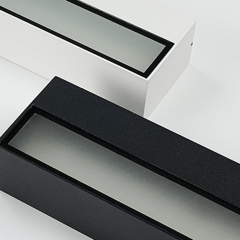 Outdoor Wall Light shown in product gallery view 9.