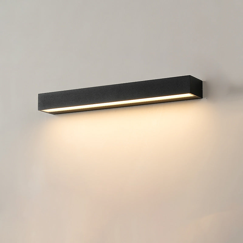Outdoor Wall Light shown in product gallery view 20.