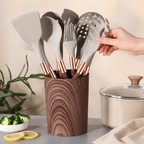 Silicone kitchen utensil set, gallery view 3.